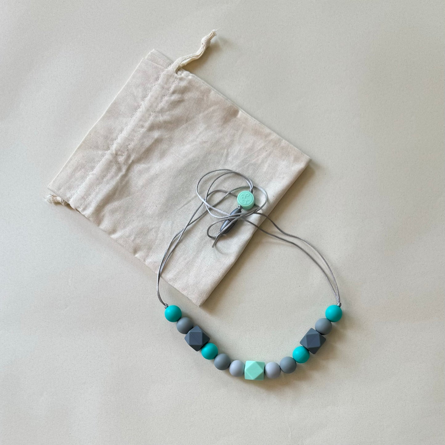 Collar de Lactancia aguamarina